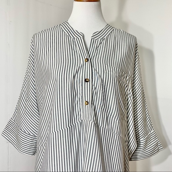 SOLD-Show Me Your Mumu Oversize Popover Tunic - Picture 3 of 10